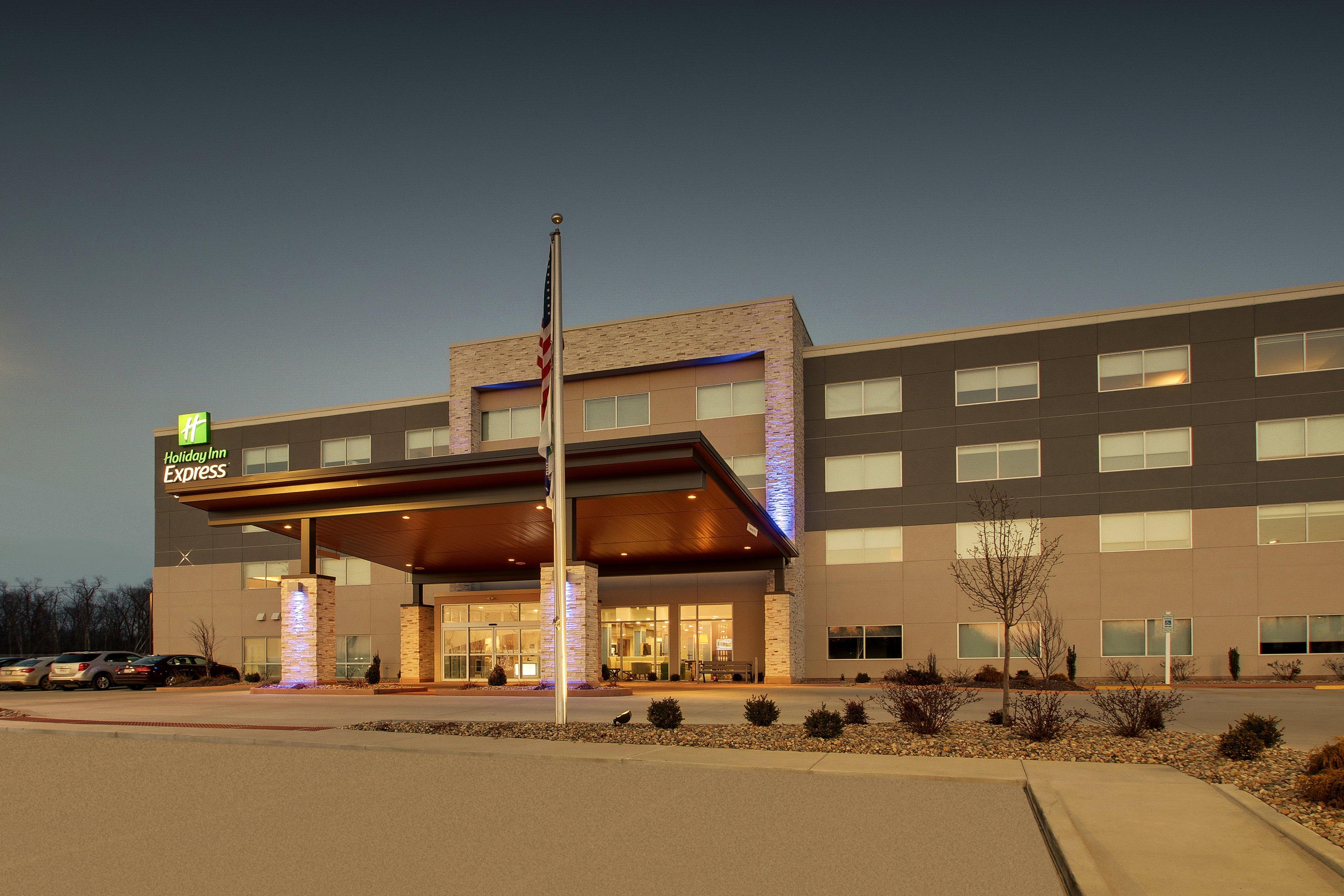 Holiday Inn Express & Suites - Mount Vernon By Ihg Exterior foto